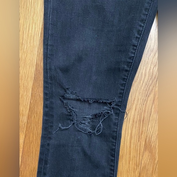 Madewell 9” High-Rise Skinny Distressed Gray Jeans Size 26 - Picture 7 of 9